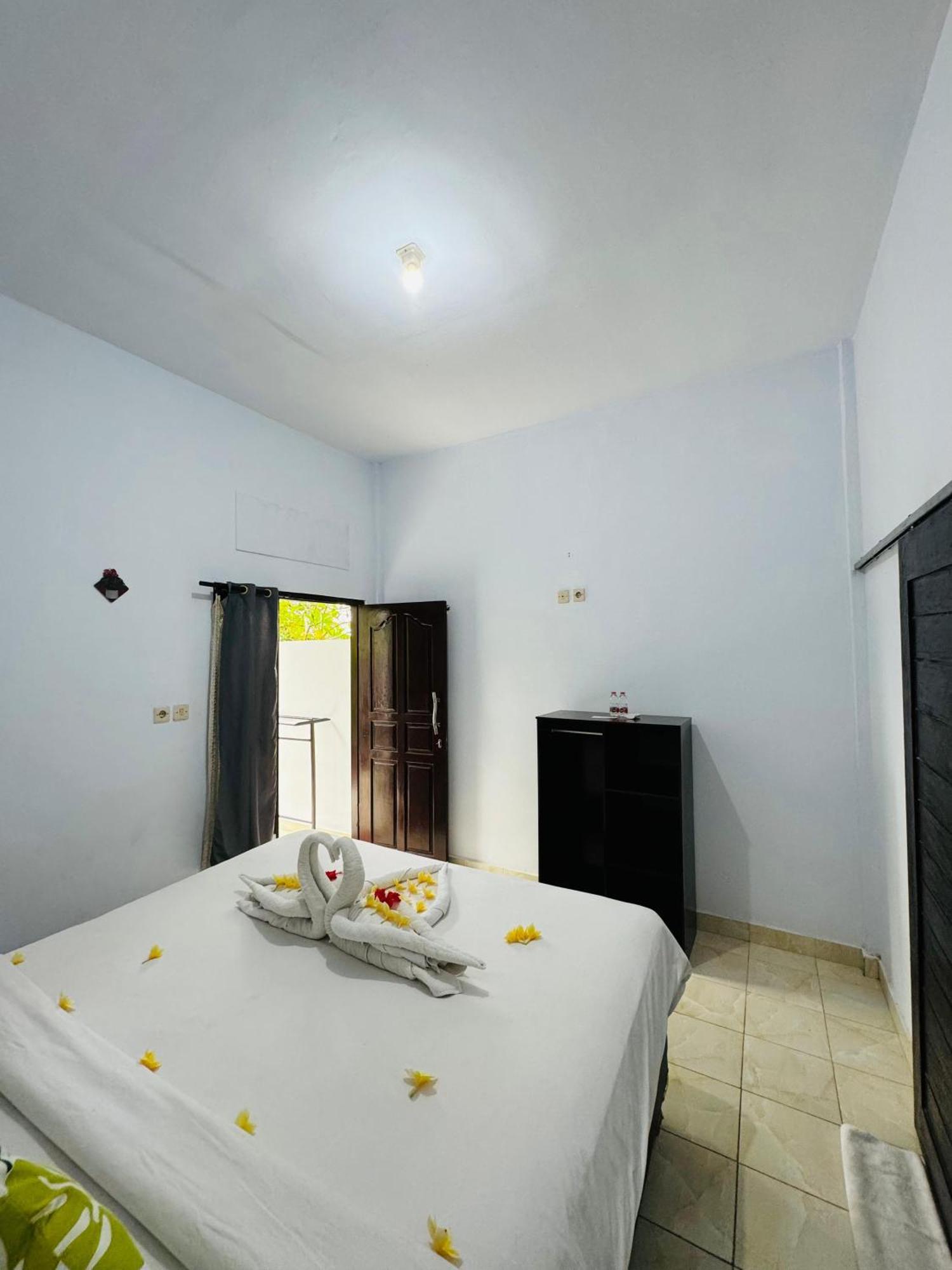 Biya Lumba Apartment Candi Dasa  Bagian luar foto